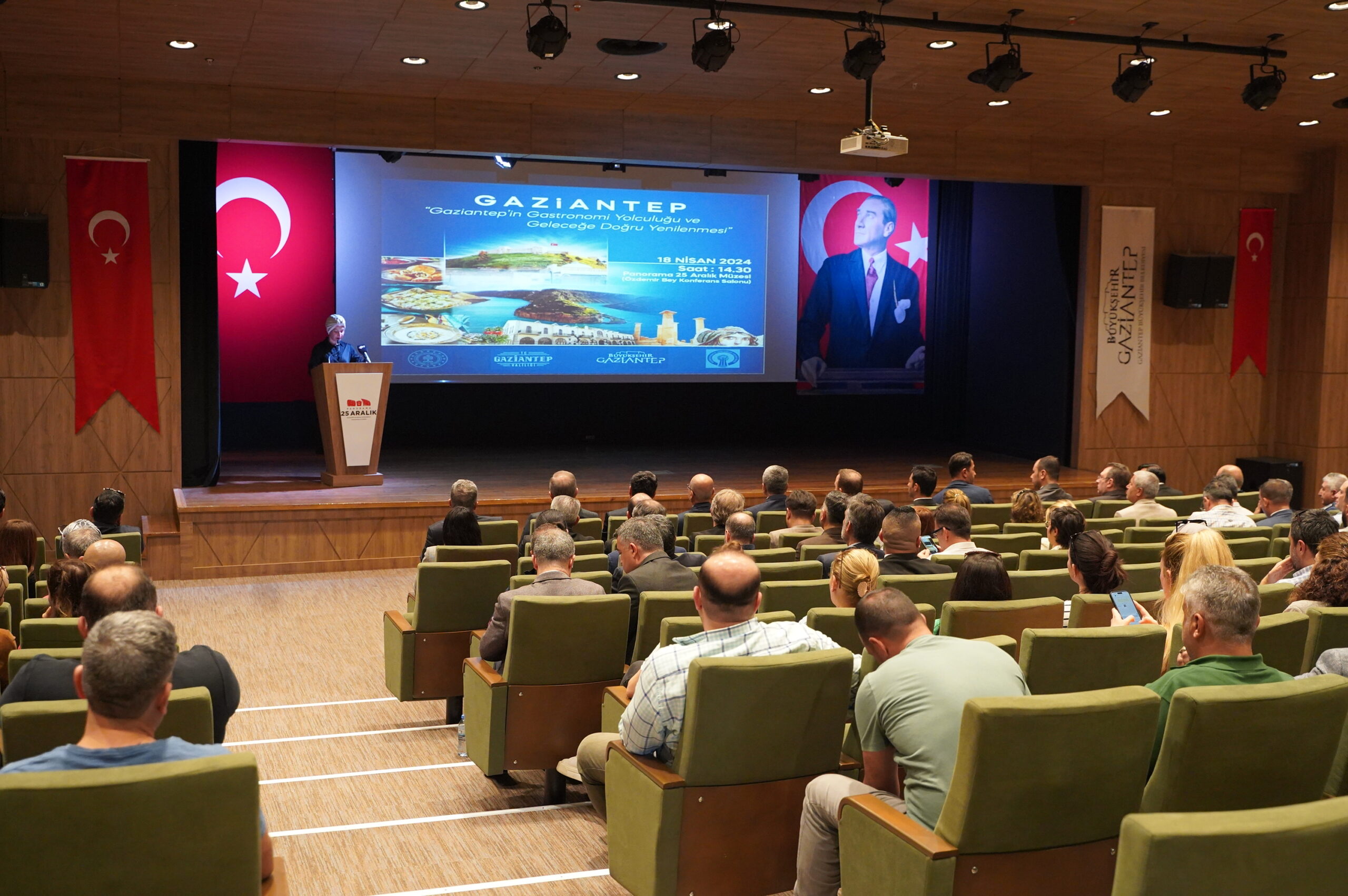 Gaziantep'te turist ağırlayan firmalara bilgilendirme toplantısı düzenlendi