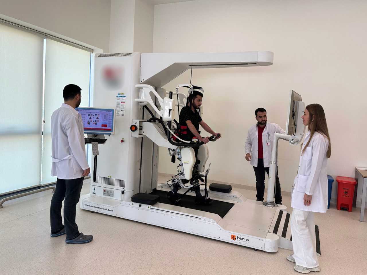 Gaziantep'te hastaneye kurulan yürüme robotu, 9 ayda 300 hastaya umut oldu