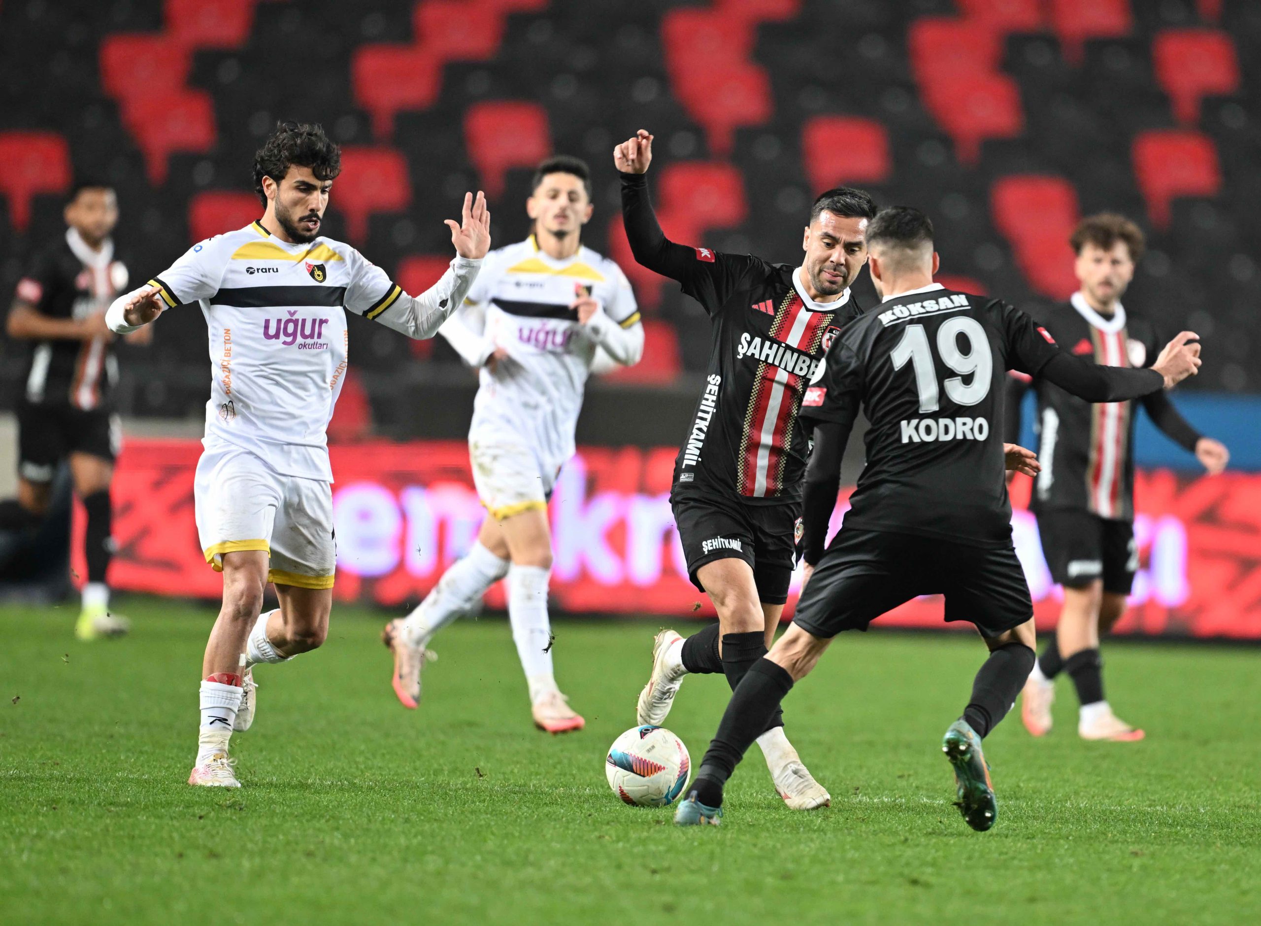 Gaziantep FK - Uğur Okulları İstanbulspor