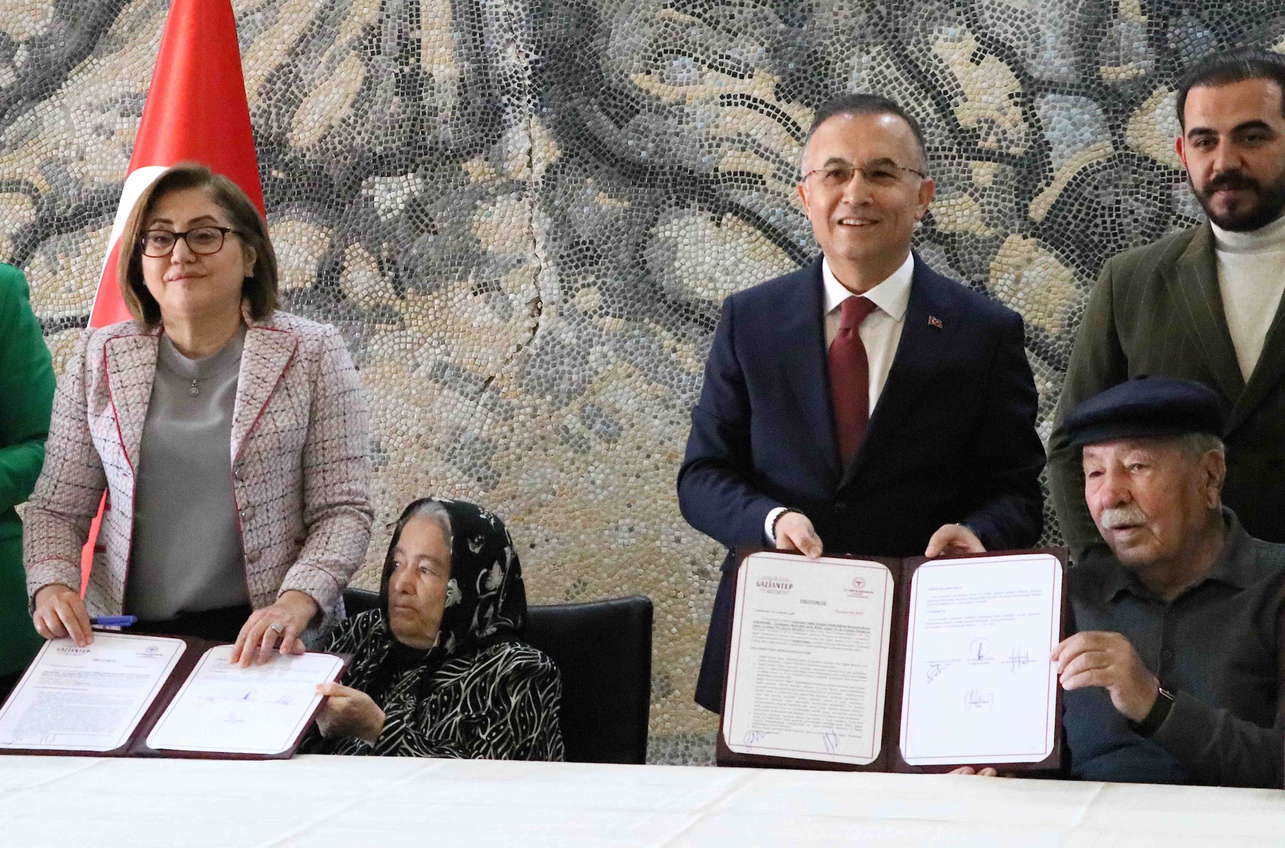 Gaziantep'te iki sağlık merkezinin yenilenmesi için protokol imzalandı