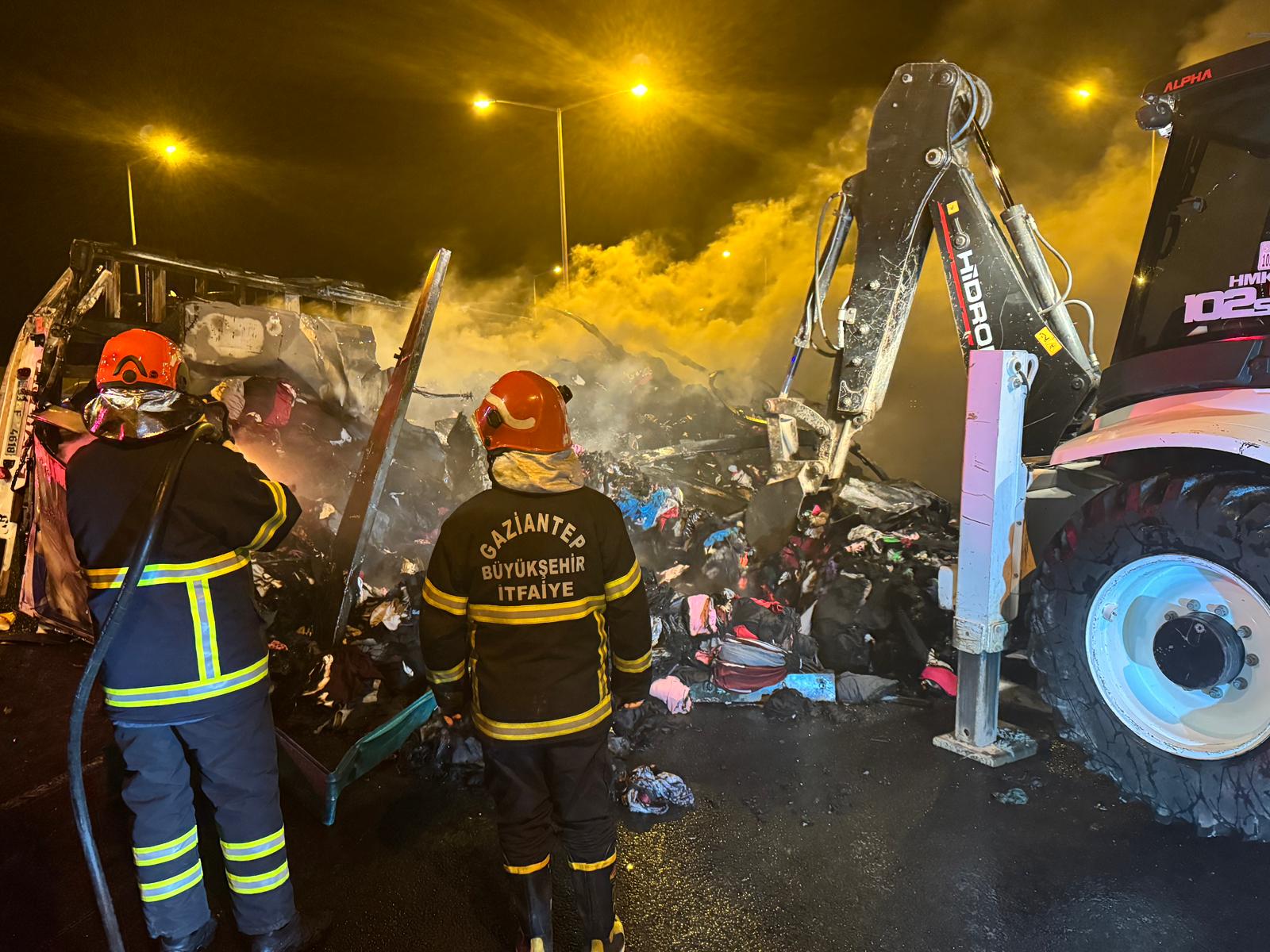 Gaziantep'te zincirleme trafik kazasında 1 kişi öldü, 19 kişi yaralandı