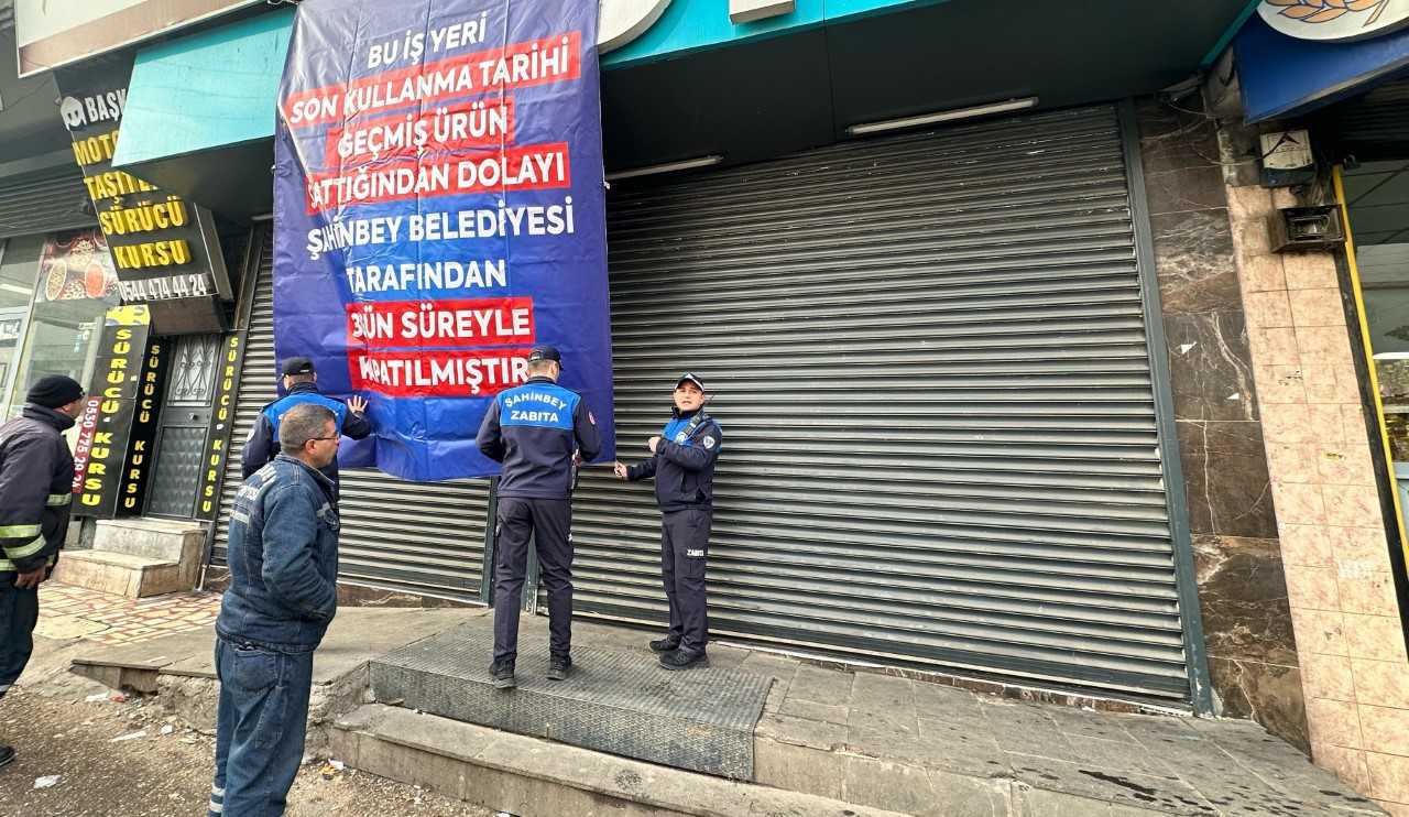 Gaziantep'te son kullanma tarihi geçmiş ürün satan zincir marketin 2 şubesine kapatma cezası 6 Gaziantep'te son kullanma tarihi geçmiş ürün satan zincir marketin 2 şubesine kapatma cezası