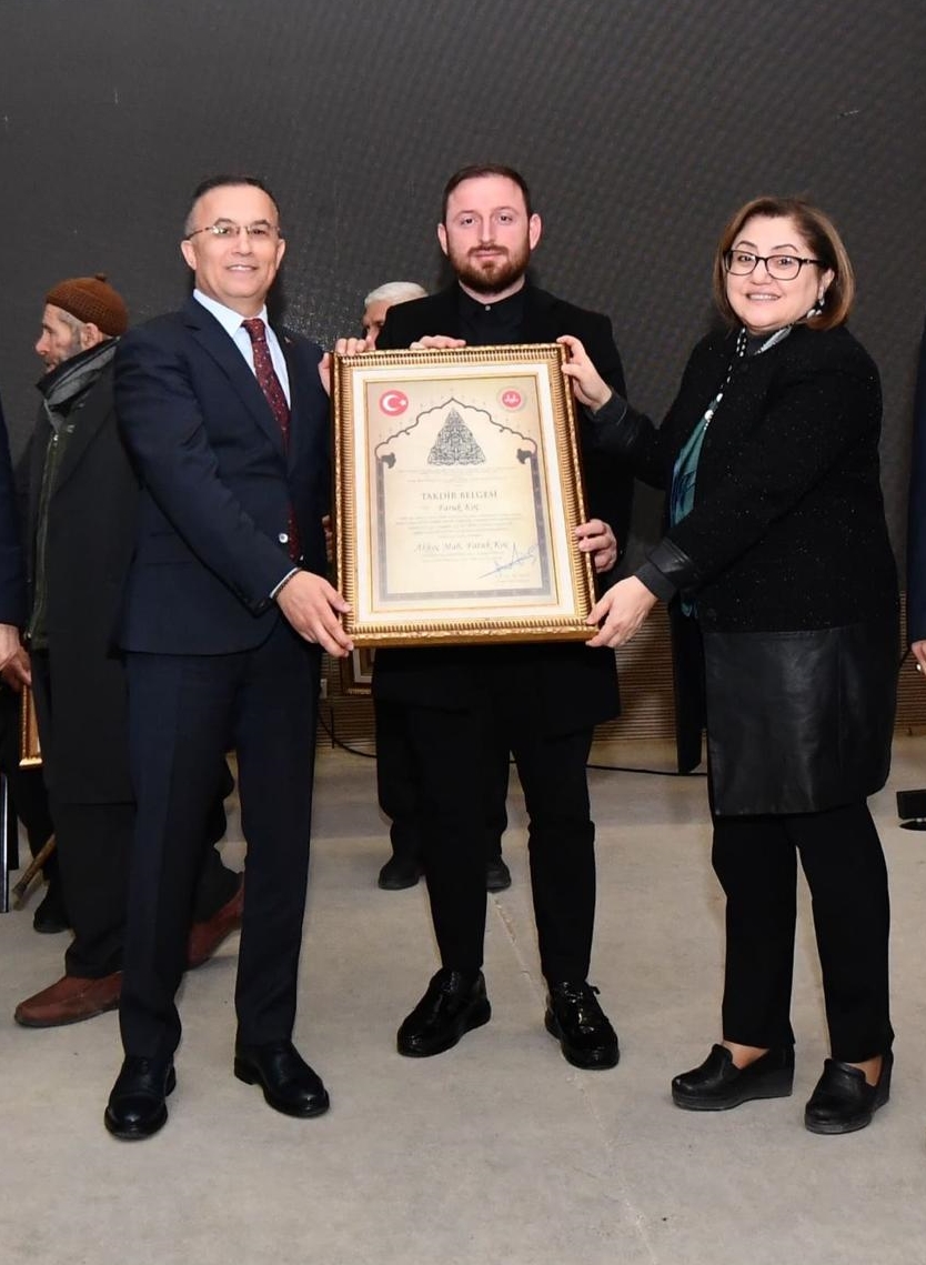 Sakaryalı iş insanı Faruk Koç Gaziantep'te hasar gören camiyi yeniden yaptırdı 4 Sakaryalı iş insanı Faruk Koç Gaziantep'te hasar gören camiyi yeniden yaptırdı