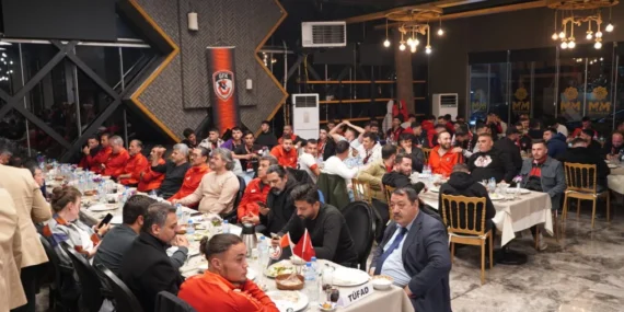 Gaziantep FK Başkanı Memik Yılmaz, Konyaspor karşısında takımına güveniyor 37 AA-20250320-37402722-37402721-GAZIANTEP_FK_BASKANI_MEMIK_YILMAZ_KONYASPOR_KARSISINDA_TAKIMINA_GUVENIYOR