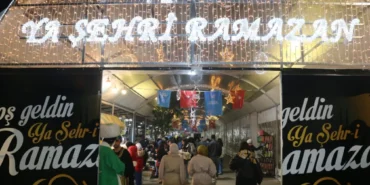 Gaziantep'te "Ramazan Sokağı" çeşitli etkinliklerle vatandaşları ağırlıyor 1 AA-20250322-37417039-37417034-GAZIANTEPTE_RAMAZAN_SOKAGI_CESITLI_ETKINLIKLERLE_VATANDASLARI_AGIRLIYOR