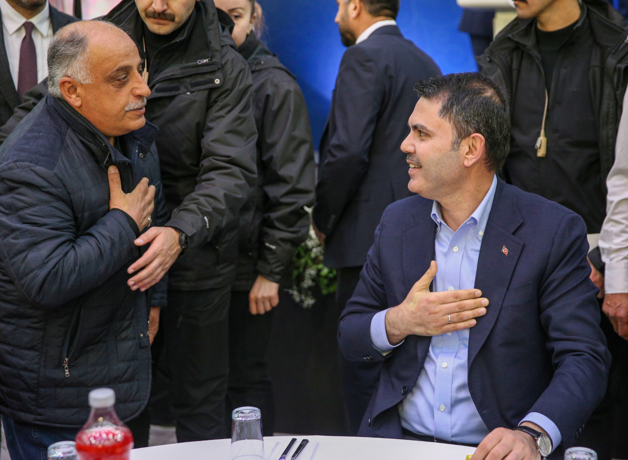 Bakan Kurum, Adıyaman'da teşkilat ve vefa iftarında konuştu