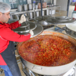 Diyarbakır'da Türk Kızılay Aşevi'nde ramazanda ihtiyaç sahipleri için yemek hazırlanıyor 11 Diyarbakır'da Türk Kızılay Aşevi'nde ramazanda ihtiyaç sahipleri için yemek hazırlanıyor