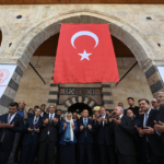 Gaziantep'te depremde hasar alan 5 asırlık Alaybey Camisi yeniden ibadete açıldı 8 Gaziantep'te depremde hasar alan 5 asırlık Alaybey Camisi yeniden ibadete açıldı