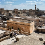 Güneydoğu'nun şiirsel kentlerinden Mardin'de ziyaretçiler zamanın izini sürüyor 31 Güneydoğu'nun şiirsel kentlerinden Mardin'de ziyaretçiler zamanın izini sürüyor
