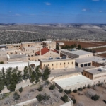 Güneydoğu'nun şiirsel kentlerinden Mardin'de ziyaretçiler zamanın izini sürüyor 38 Güneydoğu'nun şiirsel kentlerinden Mardin'de ziyaretçiler zamanın izini sürüyor