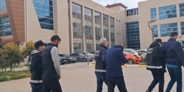 Kilis'te uyuşturucu operasyonunda 2 zanlı tutuklandı