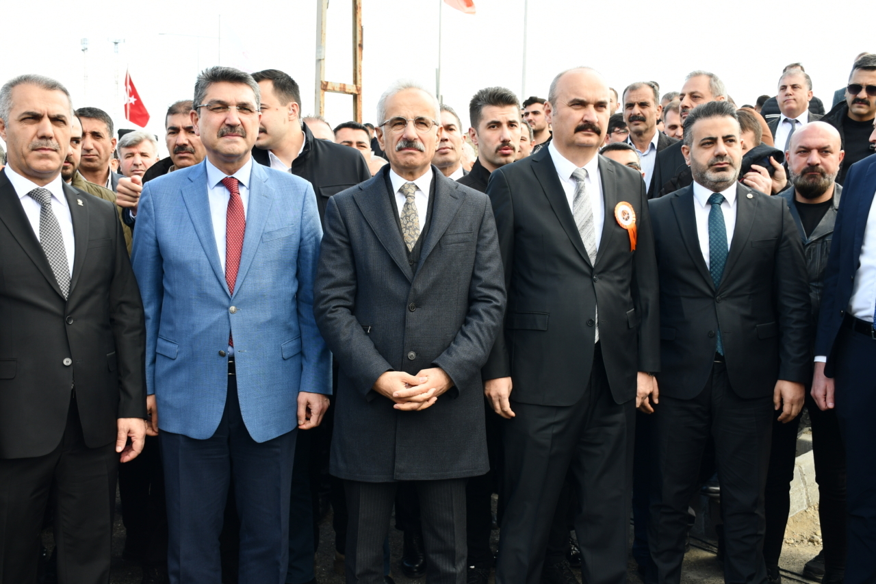 Ulaştırma ve Altyapı Bakanı Uraloğlu, Batman-Hasankeyf yolunun açılışında konuştu