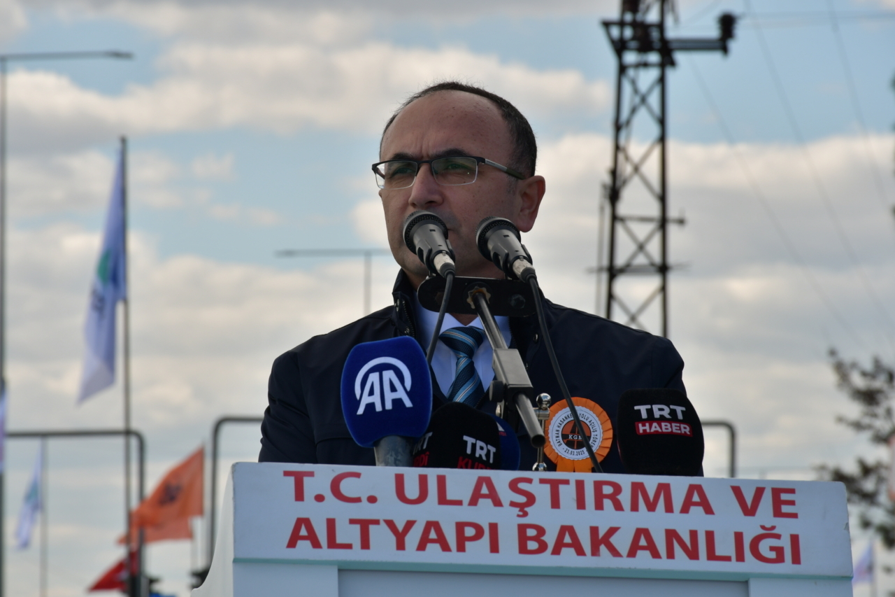 Ulaştırma ve Altyapı Bakanı Uraloğlu, Batman-Hasankeyf yolunun açılışında konuştu