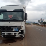 Gaziantep'te tırla çarpışan otomobildeki 2 kişi hayatını kaybetti 6 Gaziantep'te tırla çarpışan otomobildeki 2 kişi hayatını kaybetti