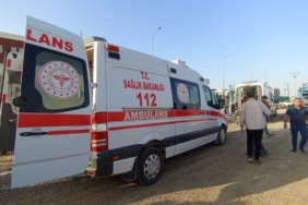 Şanlıurfa'da kanalizasyon kazısı sırasında toprak altında kalan işçiler aranıyor