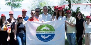 Aras Kargo, TURMEPA işbirliğiyle İzmir İnciraltı'nın kıyılarını temizledi 41 Aras Kargo, TURMEPA işbirliğiyle İzmir İnciraltı'nın kıyılarını temizledi