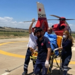 Diyarbakır'da ambulans helikopter vücudunda yanık oluşan kişi için havalandı 5 Diyarbakır'da ambulans helikopter vücudunda yanık oluşan kişi için havalandı