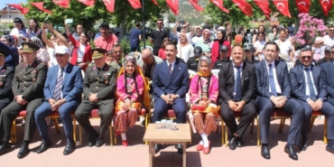Gaziantep'in ilçelerinde 19 Mayıs Atatürk'ü Anma, Gençlik ve Spor Bayramı kutlandı 40 Gaziantep'in ilçelerinde 19 Mayıs Atatürk'ü Anma, Gençlik ve Spor Bayramı kutlandı