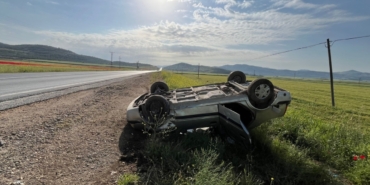 Gaziantep'te devrilen otomobildeki 4 kişi yaralandı