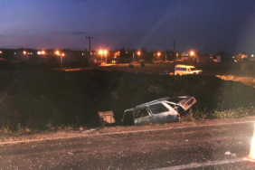 Gaziantep'te otomobil ile minibüsün çarpıştığı kazada 3 kişi yaralandı
