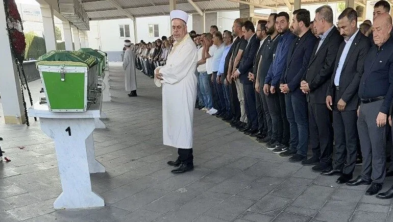 Ayten Akdoğan Son Yolculuğuna Uğurlandı 66 Ekran Resmi 2025-06-15 19.27.30