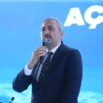 Cumhurbaşkanı Yardımcısı Yılmaz, Gaziantep'te konuştu: 9 Cumhurbaşkanı Yardımcısı Yılmaz, Gaziantep'te konuştu