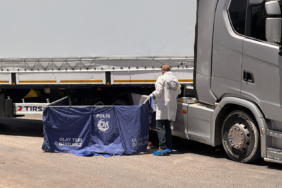 Gaziantep'te tırın çarptığı motosikletteki 2 kişi öldü