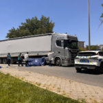 Gaziantep'te tırın çarptığı motosikletteki 2 kişi öldü 5 Gaziantep'te tırın çarptığı motosikletteki 2 kişi öldü