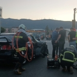 Gaziantep'te tırla otomobilin çarpıştığı kazada 2 kişi yaralandı 4 Gaziantep'te tırla otomobilin çarpıştığı kazada 2 kişi yaralandı