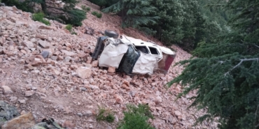 Gaziantep'te uçuruma devrilen pikaptaki 3 kişi öldü, 1 çocuk yaralandı 46 Gaziantep'te uçuruma devrilen pikaptaki 3 kişi öldü, 1 çocuk yaralandı
