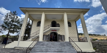 Nurdağı'nda depremde yıkılan cami yeniden yapıldı