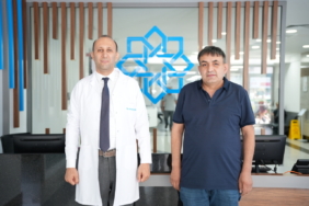 Beyin anevrizması nedeniyle bilinci kapanan hasta, ameliyatsız tedaviyle iyileşti