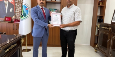 Gaziantep'te orman yangınında gönüllü olarak çalışan operatöre teşekkür belgesi 41 Gaziantep'te orman yangınında gönüllü olarak çalışan operatöre teşekkür belgesi