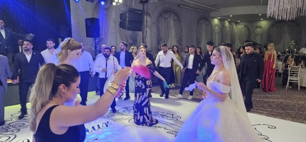Korkmaz ve Türkhan Ailelerinin Mutlu Günü: Yağmur ve İbrahim Dünyaevine Girdi 5 thumbnail 25