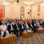TÜRK-İŞ Genel Başkan Yardımcısı Eyüp Alemdar, Gaziantep'te genel kurula katıldı 4 TÜRK-İŞ Genel Başkan Yardımcısı Eyüp Alemdar, Gaziantep'te genel kurula katıldı