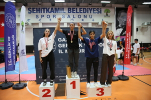Gaziantep'te "İller Arası Ümitler Tekvando Şampiyonası" sona erdi