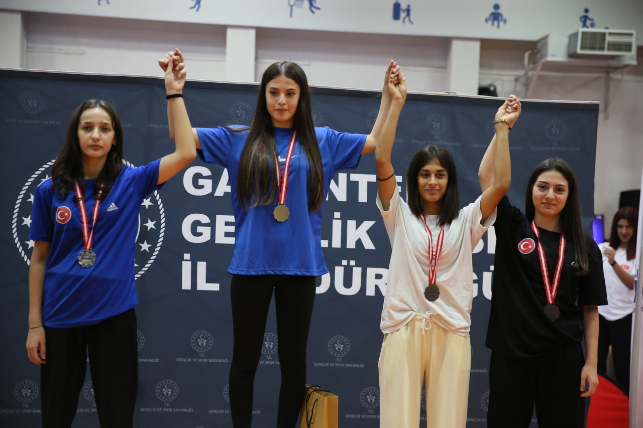 Gaziantep'te "İller Arası Ümitler Tekvando Şampiyonası" sona erdi