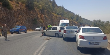 Gaziantep'te zincirleme trafik kazasında 9 kişi yaralandı 41 Gaziantep'te zincirleme trafik kazasında 9 kişi yaralandı
