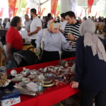 Gaziantep'teki antika eşyalar vatandaşların beğenisine sunuldu 8 Gaziantep'teki antika eşyalar vatandaşların beğenisine sunuldu