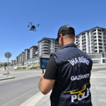 Kaza sonrasında oluşan trafik yoğunluğu "sesli dron" ile giderilecek 8 Kaza sonrasında oluşan trafik yoğunluğu "sesli dron" ile giderilecek