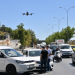Kaza sonrasında oluşan trafik yoğunluğu "sesli dron" ile giderilecek 4 Kaza sonrasında oluşan trafik yoğunluğu "sesli dron" ile giderilecek