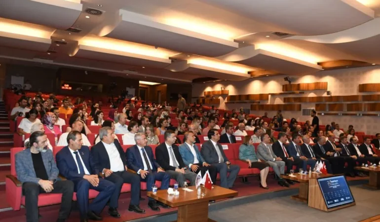 Halı Tasarım Yarışması Sonuçlandı 16 DSC_0625