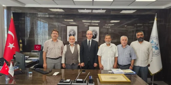 Adil Özberk Derneği’nden GİBTÜ Rektörü’ne Ziyaret 108 PHOTO-2025-09-16-12-52-18