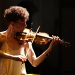 Avusturyalı müzisyen Phoebe Violet, Şanlıurfa'da konser verdi 4 Avusturyalı müzisyen Phoebe Violet, Şanlıurfa'da konser verdi