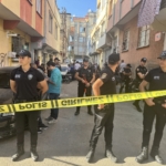 Gaziantep'te bir kişi karısını öldürdükten sonra intihar etti 4 Gaziantep'te bir kişi karısını öldürdükten sonra intihar etti