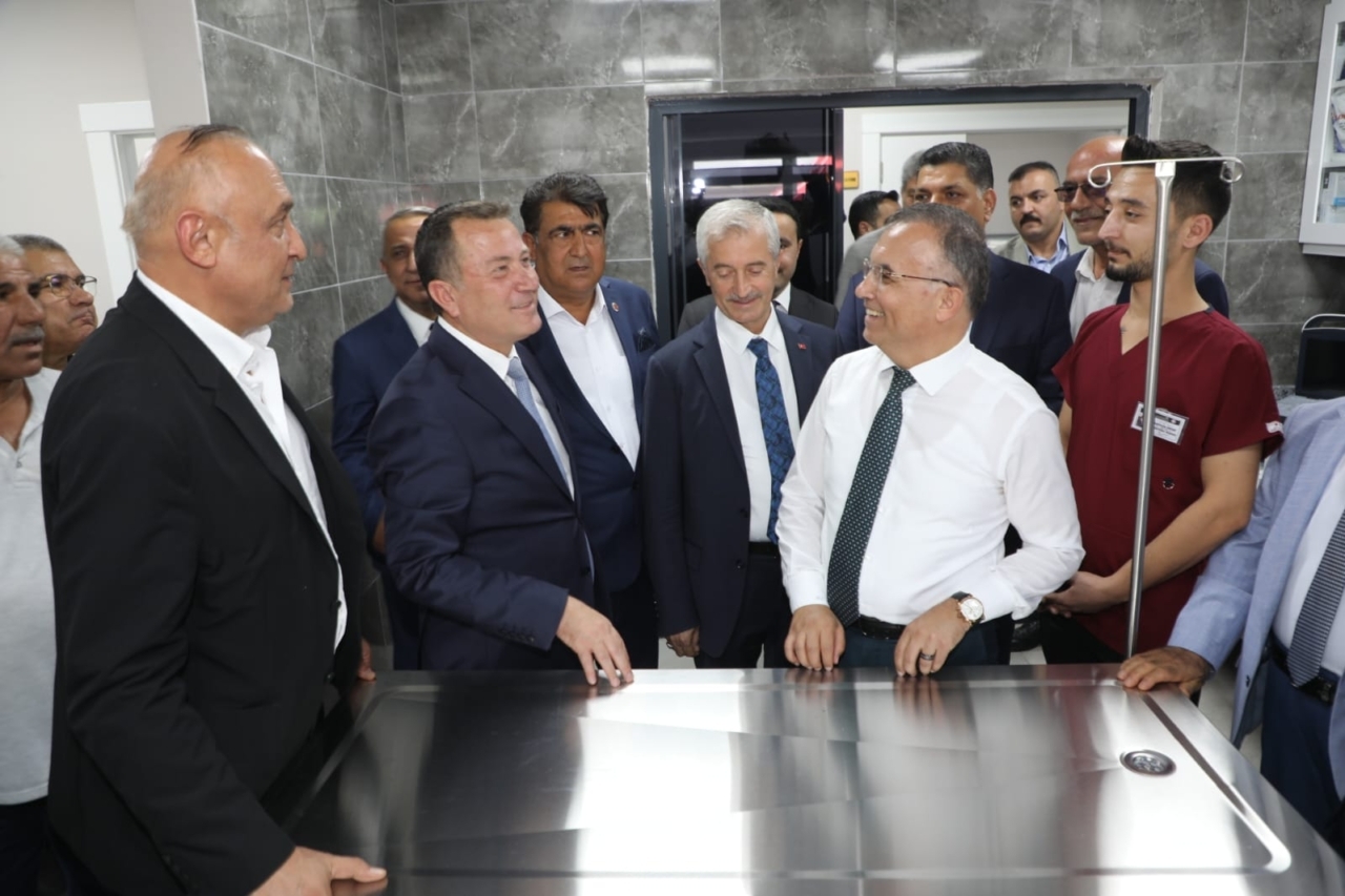Nizip'te sahipsiz hayvanlar için modern bakımevi açıldı