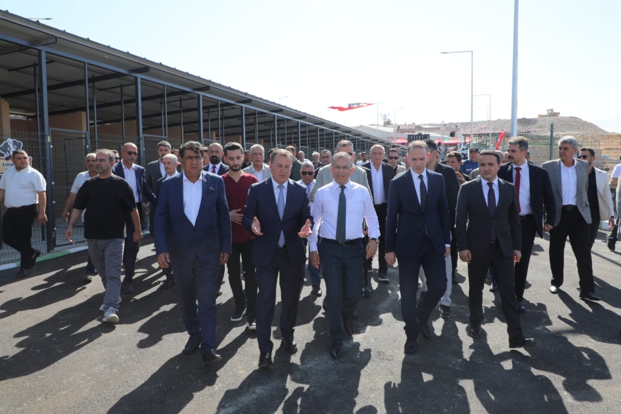 Nizip'te sahipsiz hayvanlar için modern bakımevi açıldı