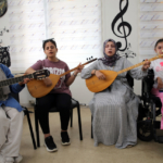 "UNESCO Müzik Şehri" Şanlıurfa'da engelliler ve özel gereksinimli bireyler enstrüman çalmayı öğreniyor 4 "UNESCO Müzik Şehri" Şanlıurfa'da engelliler ve özel gereksinimli bireyler enstrüman çalmayı öğreniyor