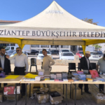 Araban'da Gazze'ye destek için "hayır çarşısı" açıldı 4 Araban'da Gazze'ye destek için "hayır çarşısı" açıldı