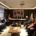 Bakan Ersoy, Mardin Kültür Yolu Festivali kapsamında açılan sergileri gezdi 9 Bakan Ersoy, Mardin Kültür Yolu Festivali kapsamında açılan sergileri gezdi